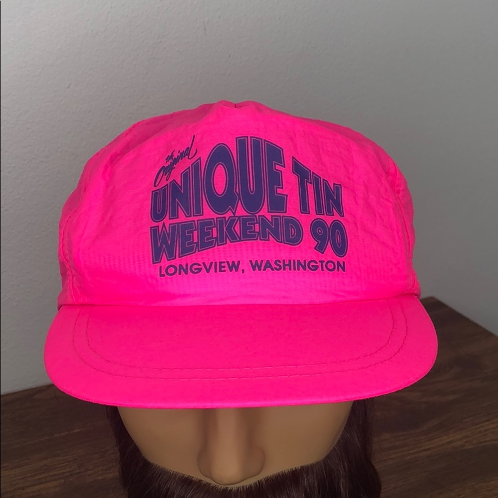 VTG Neon Pink Original Unique Tin 90 Longview WA